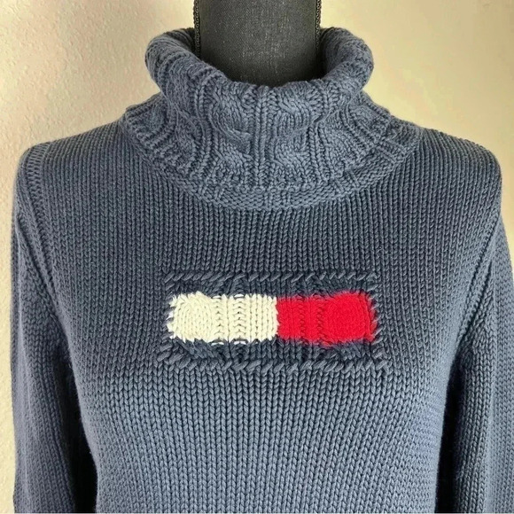 Tommy Hilfiger Women’s Vintage Red, White, Blue Knit Sweater Size Large - Picture 3 of 10